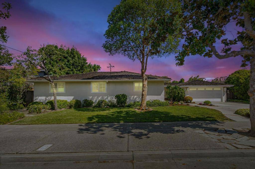 Sunnyvale, CA 94087,1402 Bedford AVE