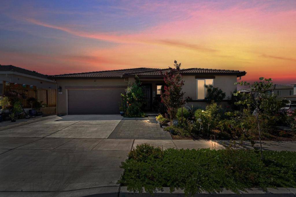 Hollister, CA 95023,2141 Wildflower DR