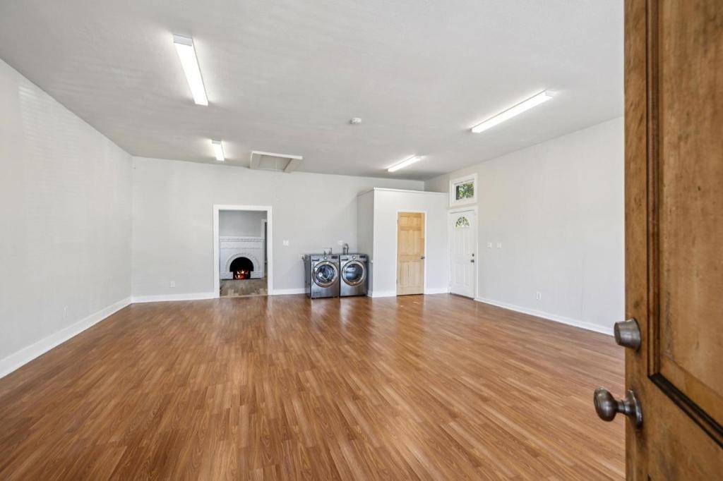 Oakland, CA 94601,2330 35th AVE
