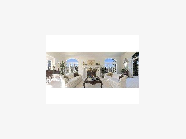 Half Moon Bay, CA 94019,198 Cypress Point RD