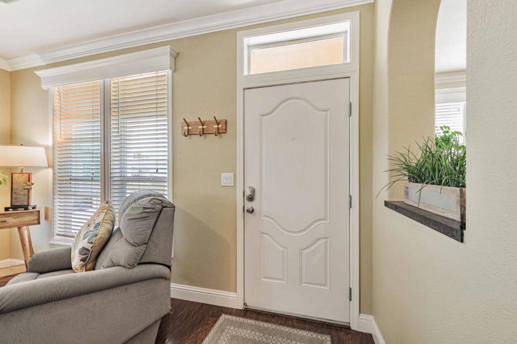 Sunnyvale, CA 94089,1085 Tasman DR
