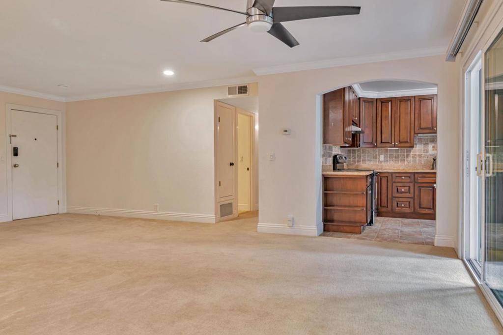 Redwood City, CA 94061,1458 Hudson ST #202