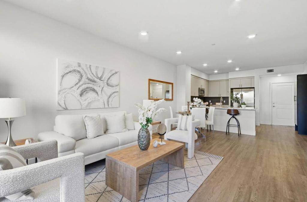 San Jose, CA 95123,5951 Sunstone DR #208