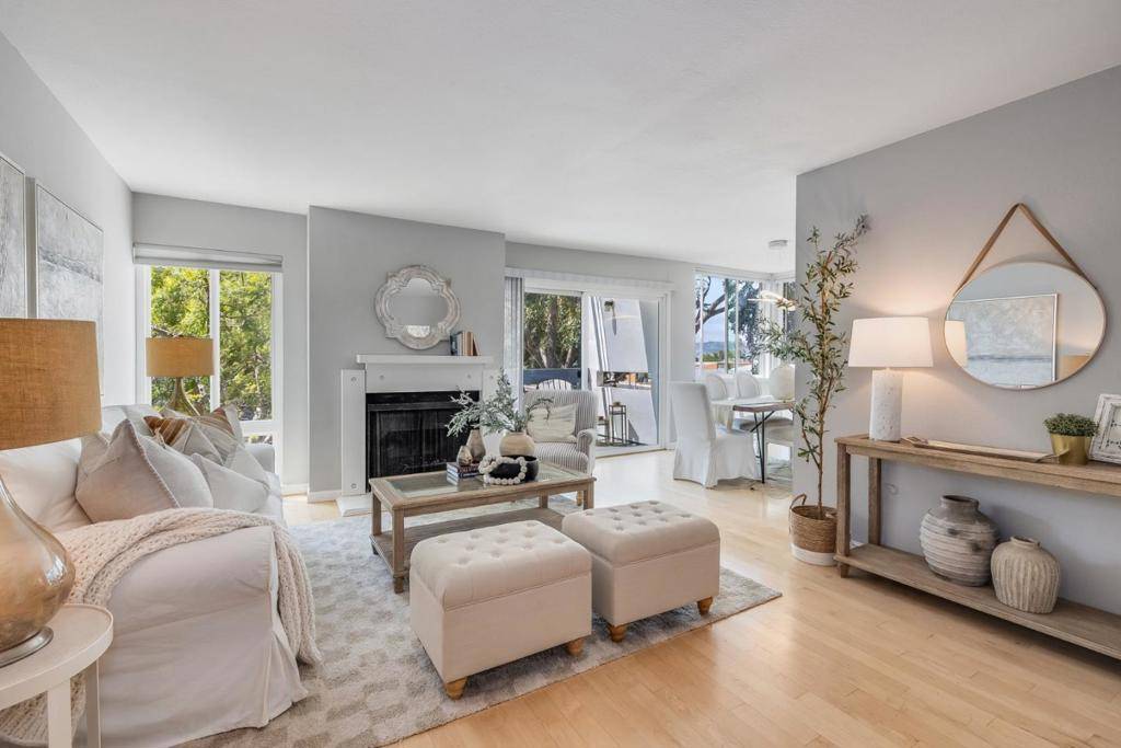 Foster City, CA 94404,1017 Shell BLVD #12