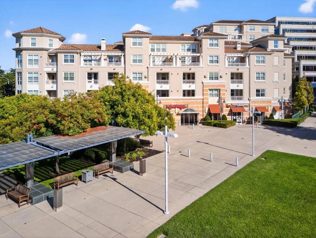 Cupertino, CA 95014,20488 Stevens Creek BLVD #2102