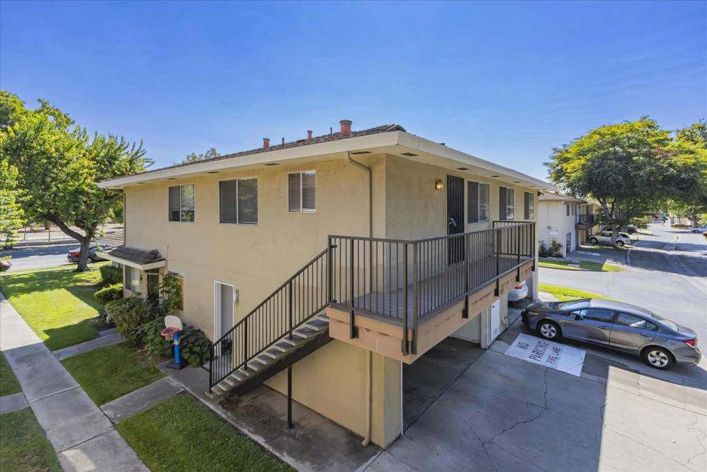 San Jose, CA 95133,825 N Capitol AVE #4