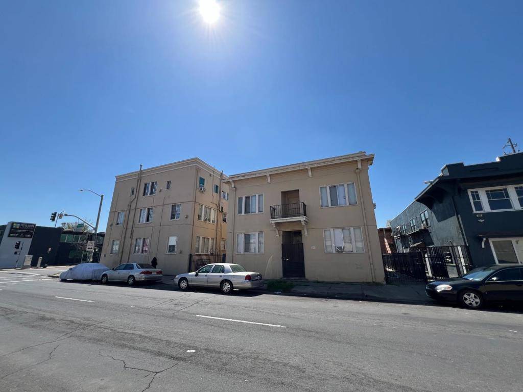 Stockton, CA 95202,545 N California ST