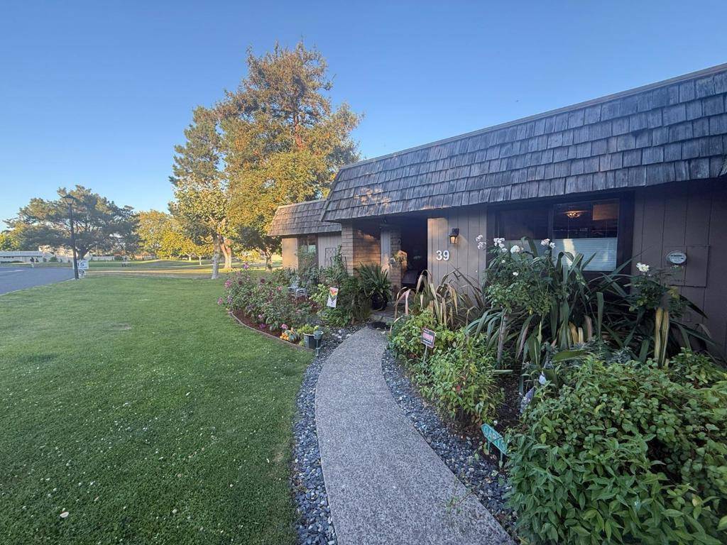 Salinas, CA 93908,Address not disclosed