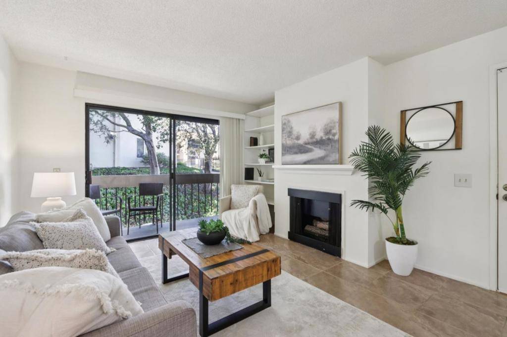 Monterey, CA 93940,4205 Golden Oaks LN