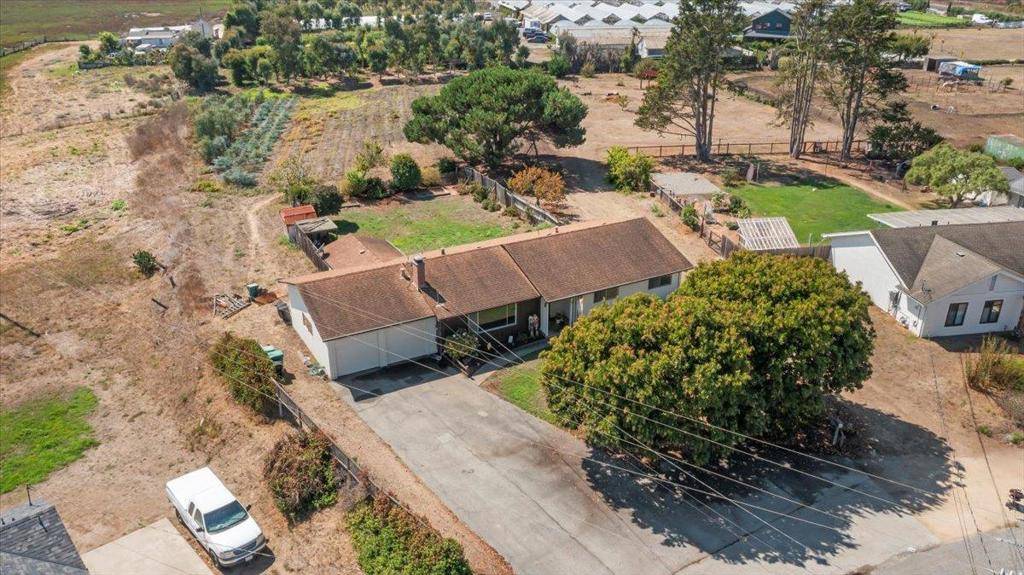 Royal Oaks, CA 95076,22 Easton RD