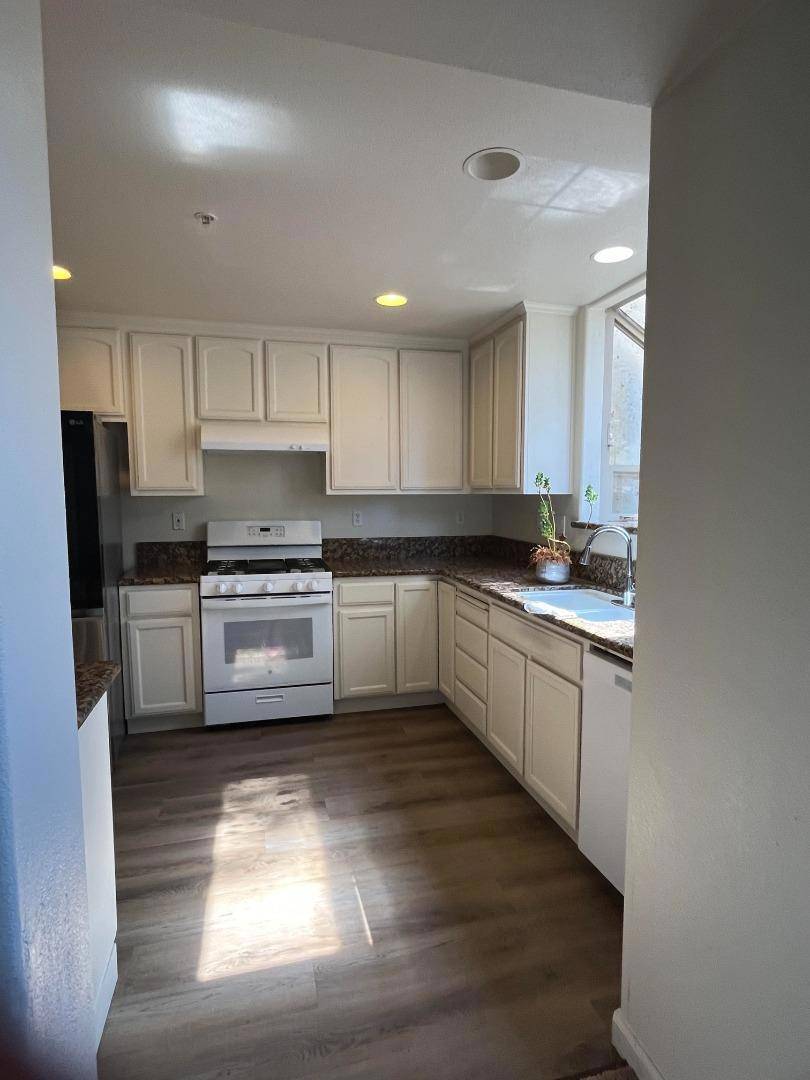 King City, CA 93930,315 Soberanes ST