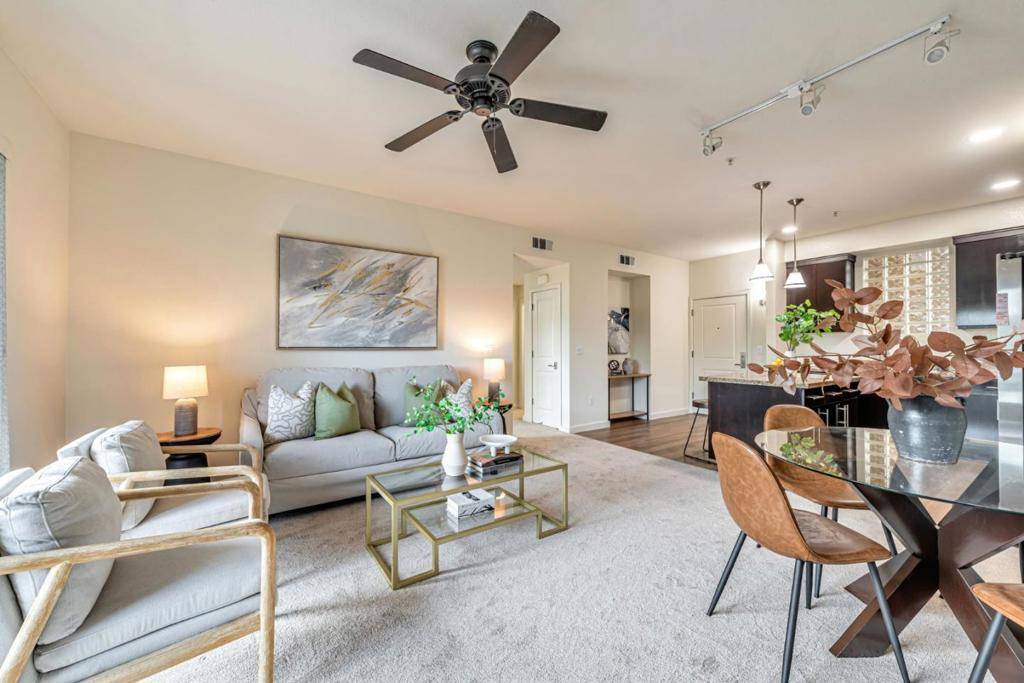 Fremont, CA 94538,4463 Hyde #306