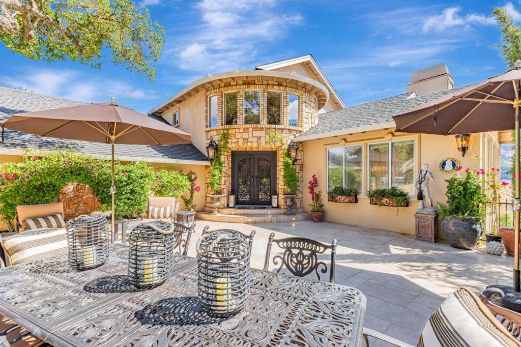 Morgan Hill, CA 95037,17864 Holiday DR