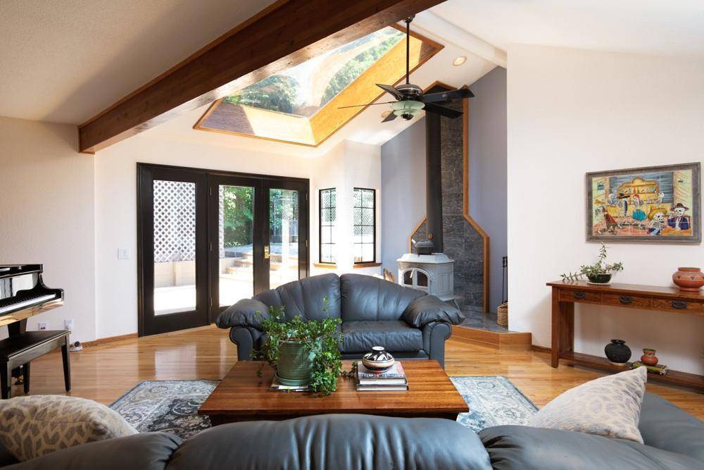 Soquel, CA 95073,350 Aurora RD