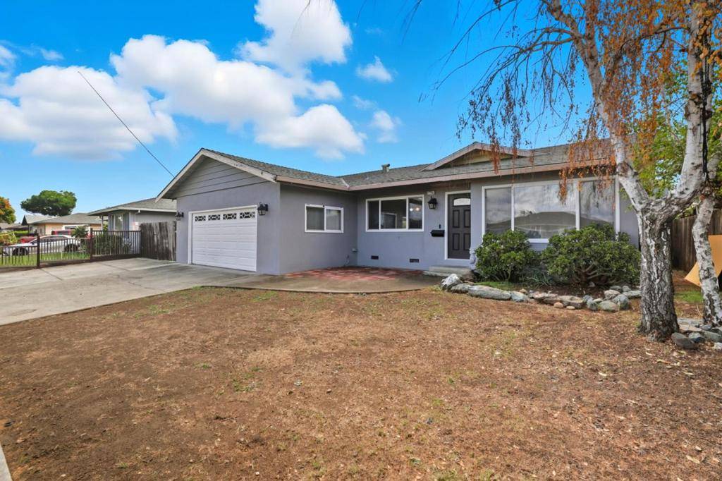 Gilroy, CA 95020,796 Gary ST