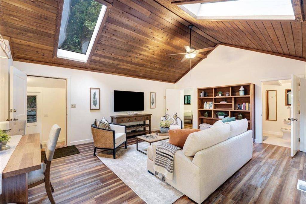 Scotts Valley, CA 95066,880 Sunrise
