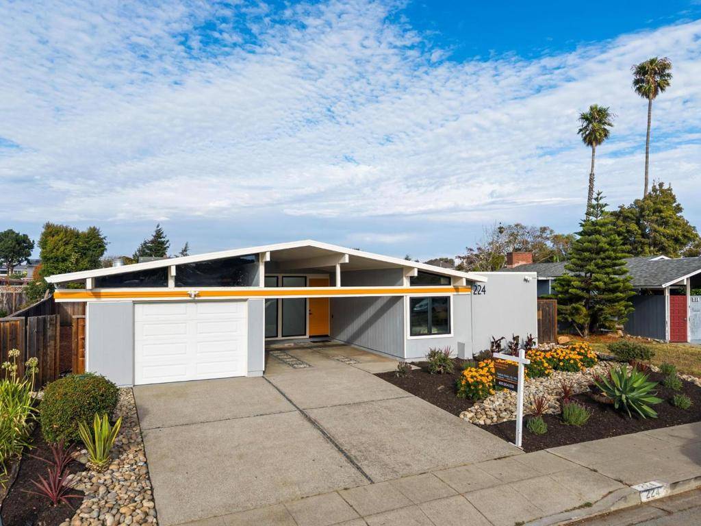 Foster City, CA 94404,224 Loon CT