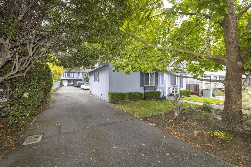 Belmont, CA 94002,1220 Sixth AVE