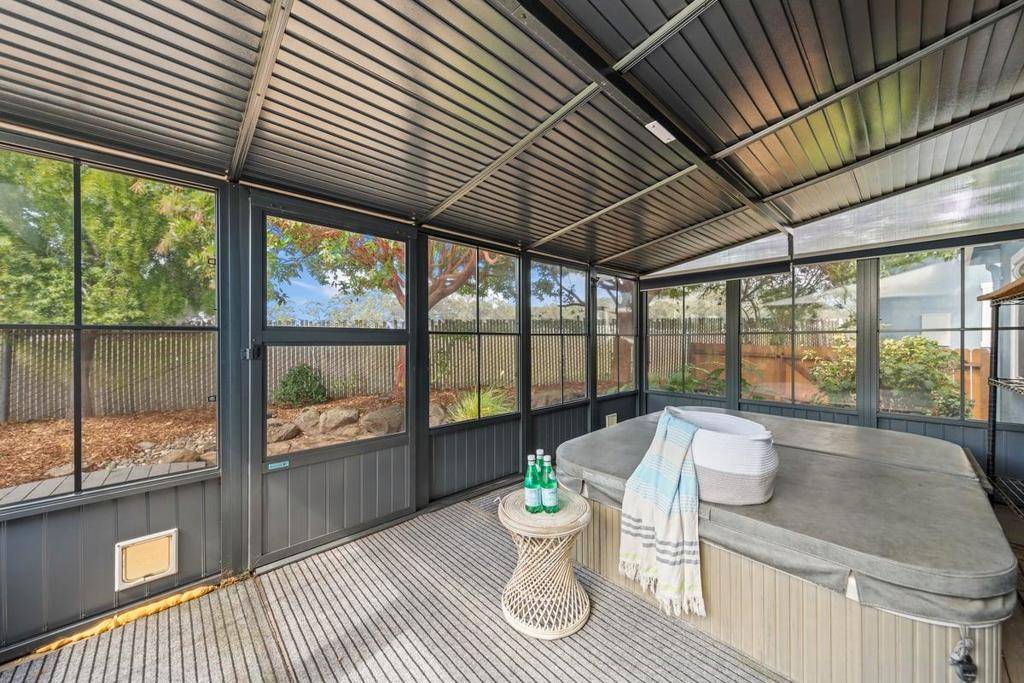 Half Moon Bay, CA 94019,1568 Mizzen LN