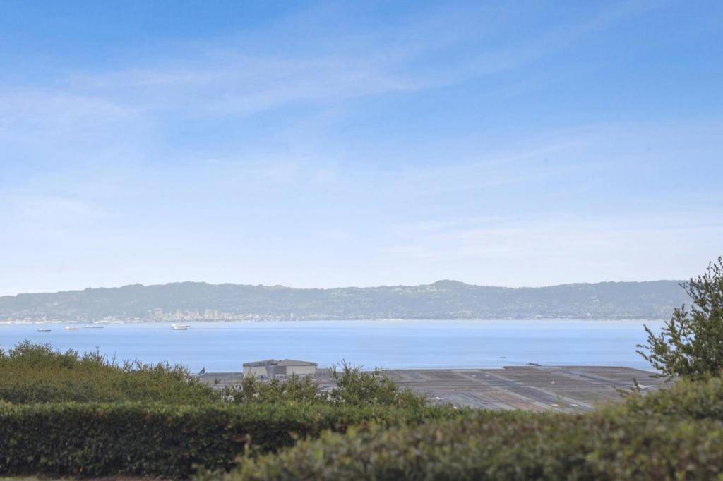 Millbrae, CA 94030,340 Vallejo DR #50