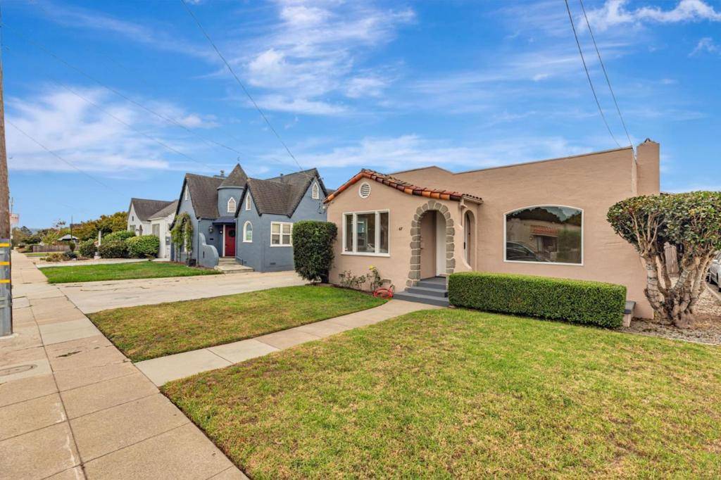 Watsonville, CA 95076,67 Roosevelt ST