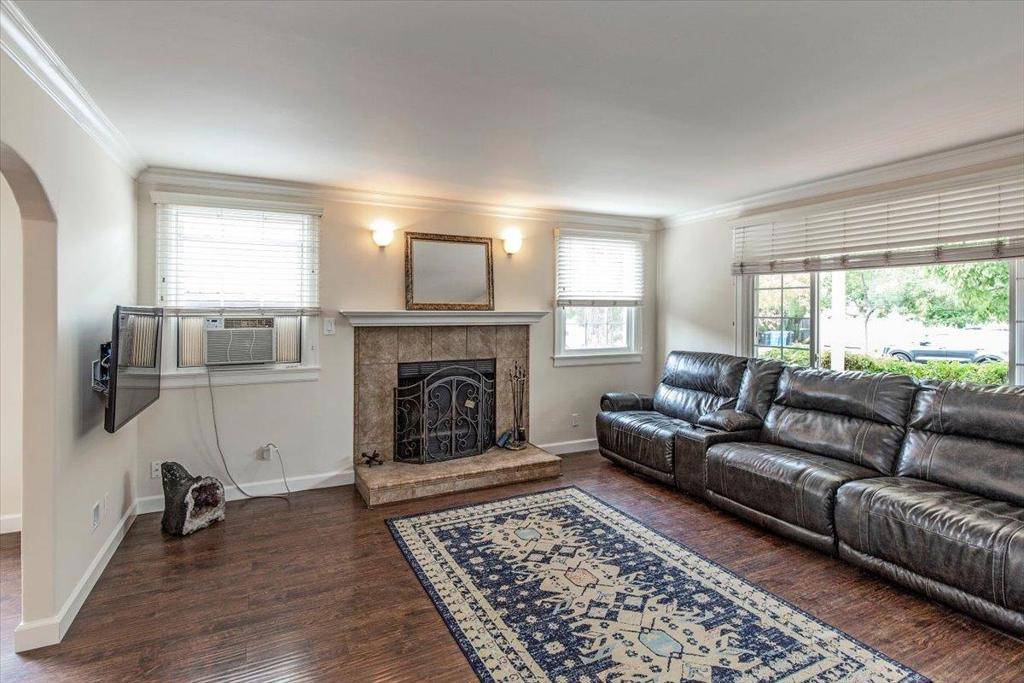 Redwood City, CA 94061,1176 Valota RD