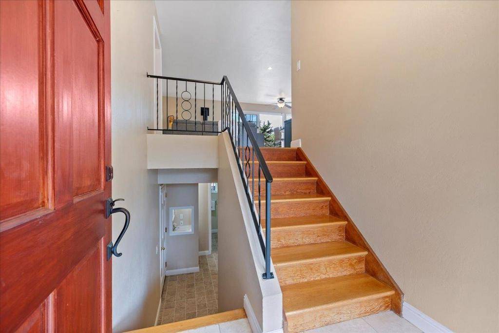 Pacifica, CA 94044,1255 Alvarado AVE