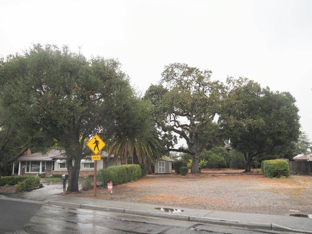 Redwood City, CA 94061,2139 Alameda De Las Pulgas