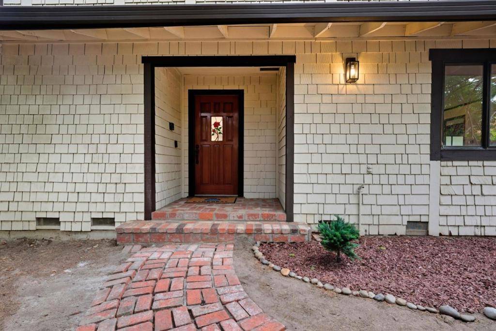 Cupertino, CA 95014,10546 Merriman RD