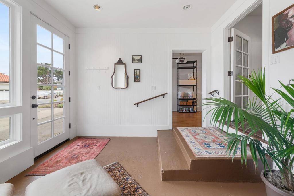 Moss Beach, CA 94038,20 Madrone AVE