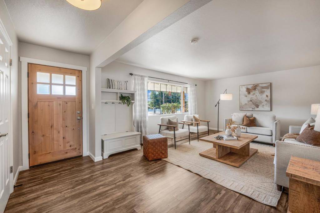 Morgan Hill, CA 95037,2135 Diana AVE