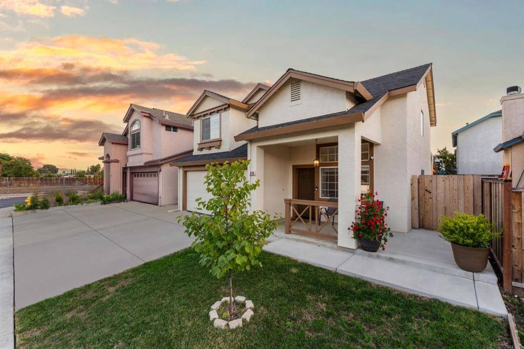 Gilroy, CA 95020,820 Woodcreek WAY