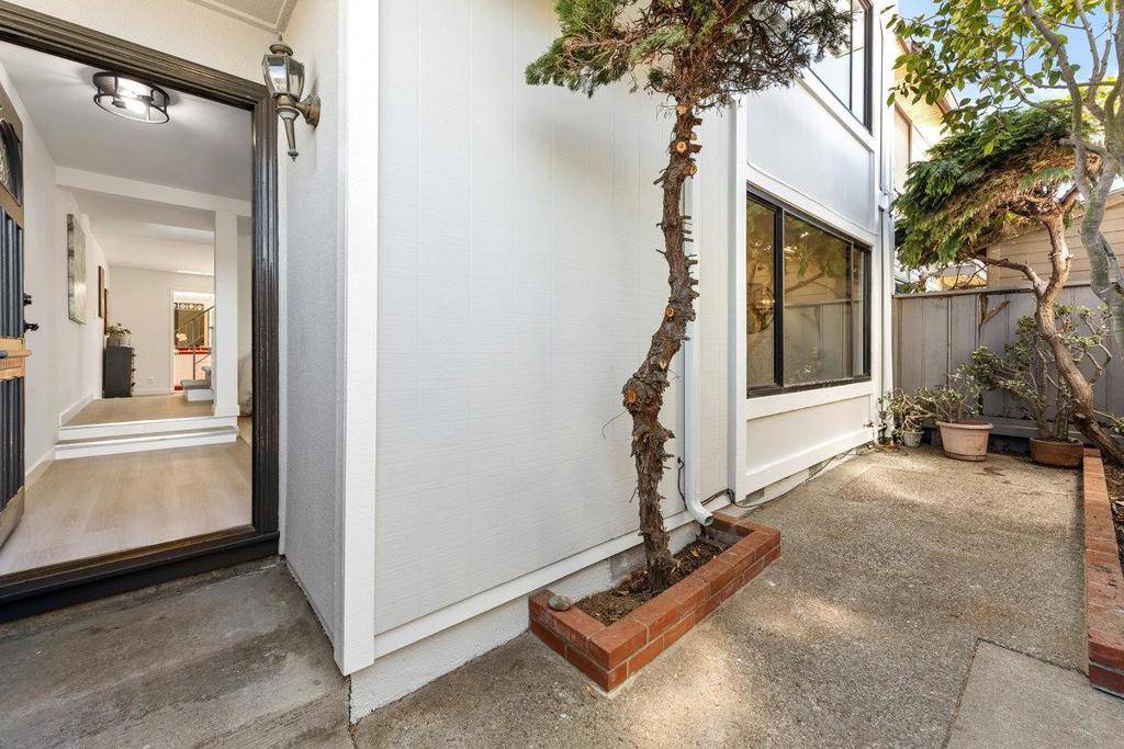 South San Francisco, CA 94080,2449 Unwin CT