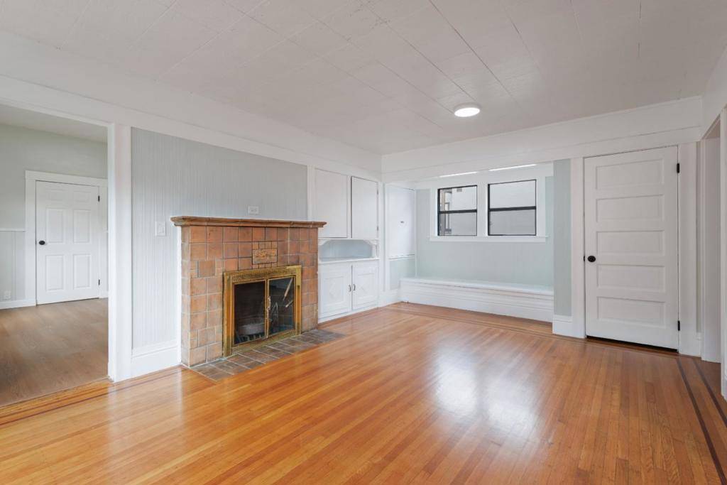 Oakland, CA 94606,2831 21st AVE