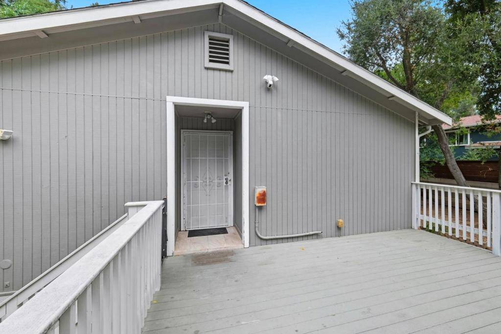 Los Gatos, CA 95033,21564 Mary Alice WAY