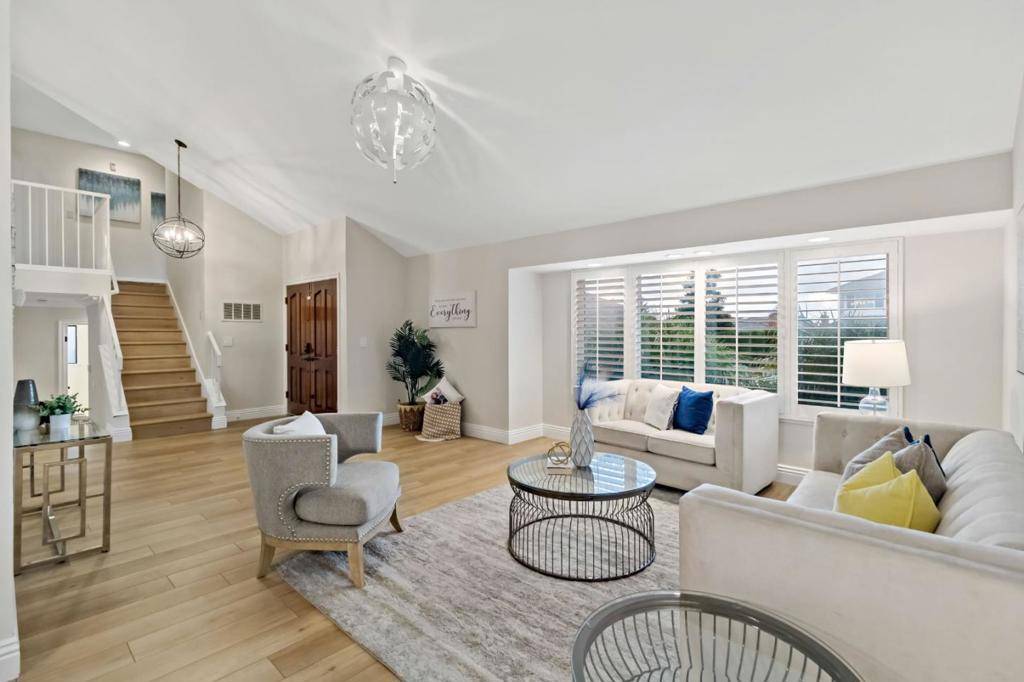 Castro Valley, CA 94552,17716 Columbia DR
