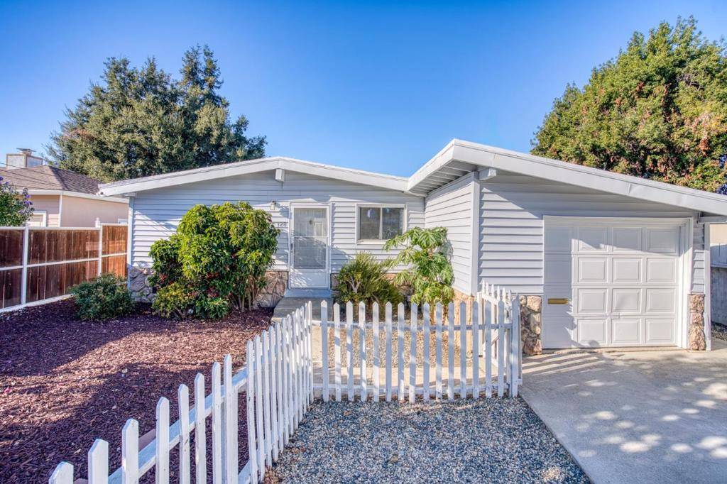 East Palo Alto, CA 94303,128 Grace AVE