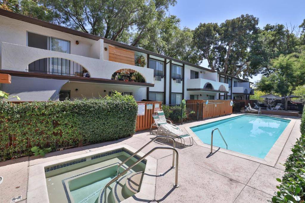 San Jose, CA 95126,1299 Leigh AVE