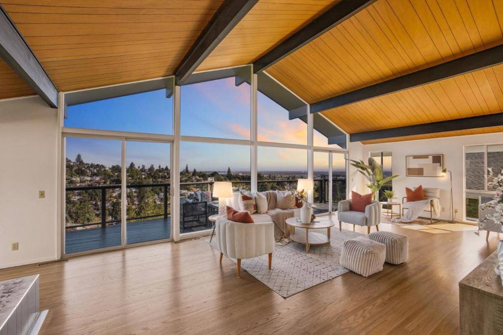 San Carlos, CA 94070,88 Madera AVE