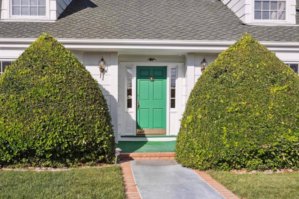 Monte Sereno, CA 95030,15495 Via Caballero