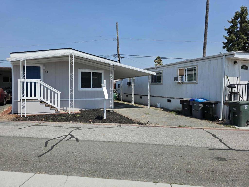 Mountain View, CA 94043,440 Moffett BLVD
