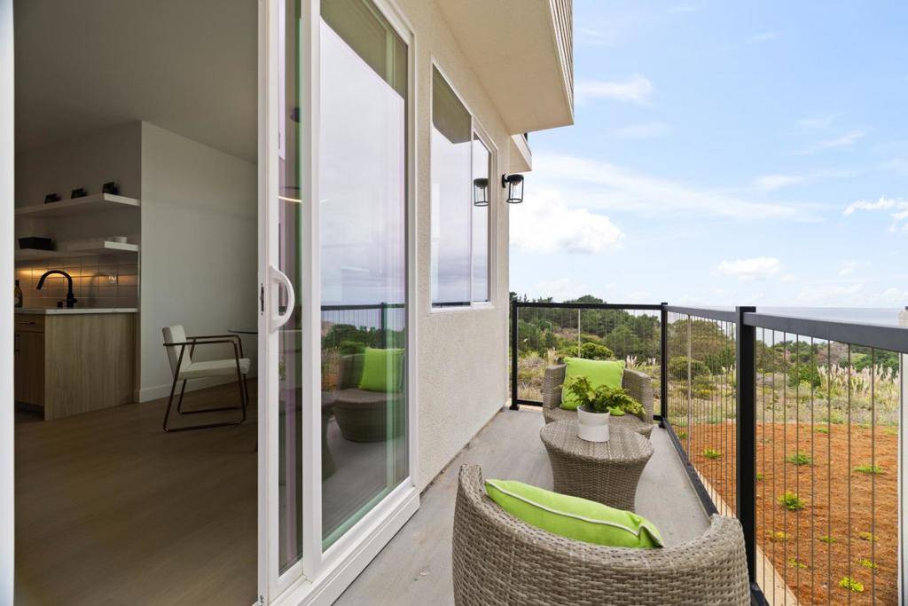 Pacifica, CA 94044,807 Fassler AVE