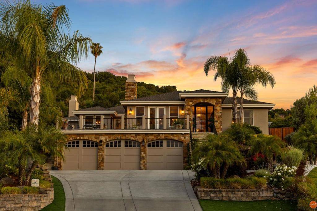 Los Gatos, CA 95032,129 Dover ST