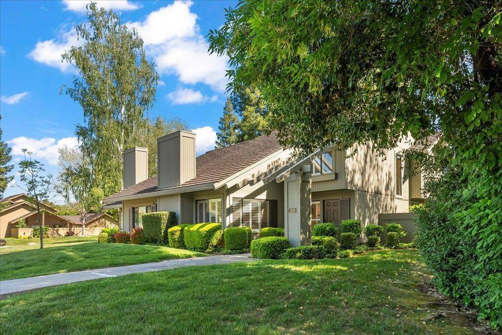 Gold River, CA 95670,2133 Gold Rush DR