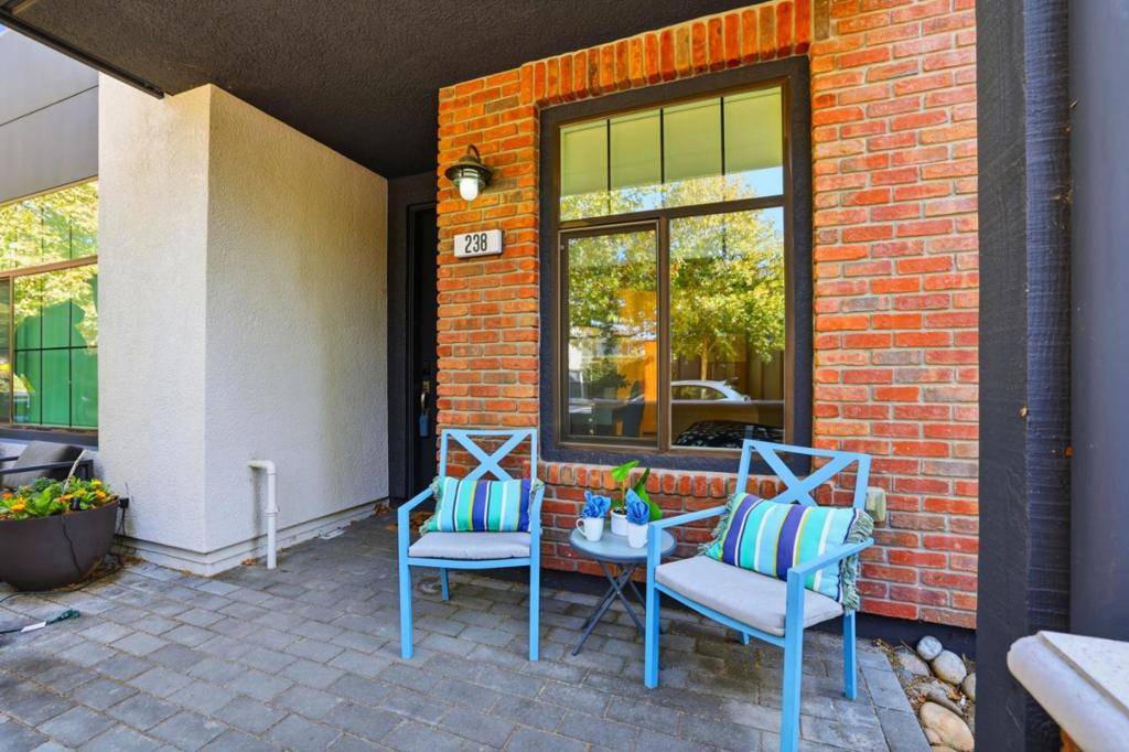 Campbell, CA 95008,238 Railway AVE