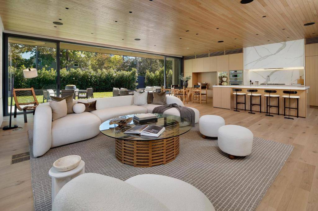 Palo Alto, CA 94301,1480 Bryant ST