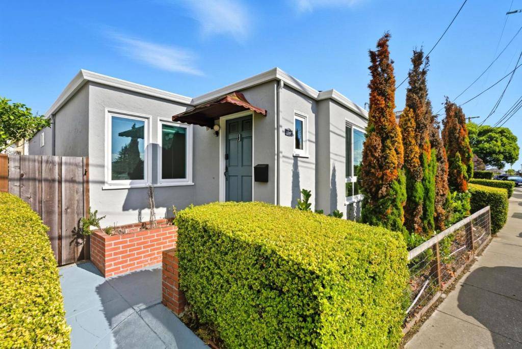 Daly City, CA 94014,1247 Hillside BLVD