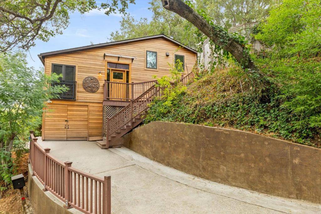 Redwood City, CA 94062,3451 Oak Knoll DR