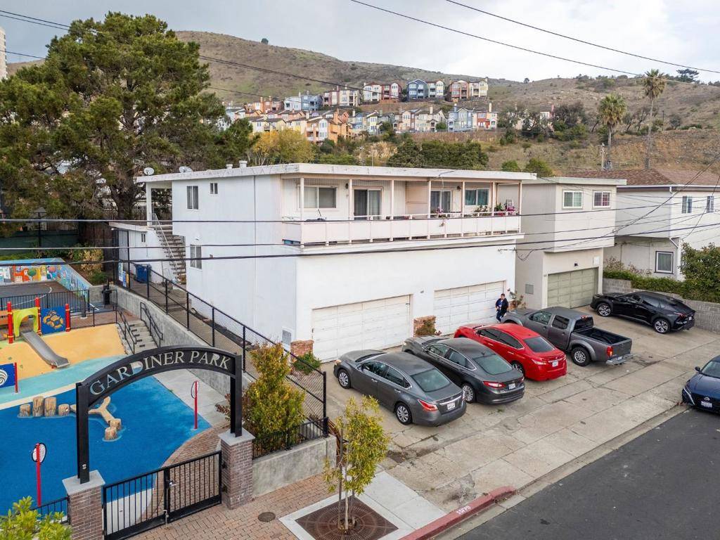 South San Francisco, CA 94080,141 Gardiner AVE