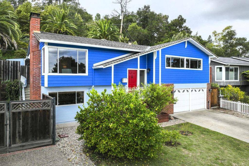 Redwood City, CA 94061,3622 Farm Hill BLVD